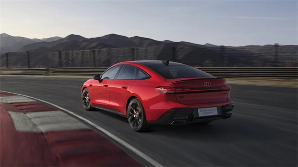 全新上汽奥迪A5L Sportback正式上市，限时臻享价25.99万元起
